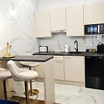 Apartmán Golden Key 35m2 Aprtament Blisko Dworzec, Spodek, Mck, Self Check-in, Parking Katovice