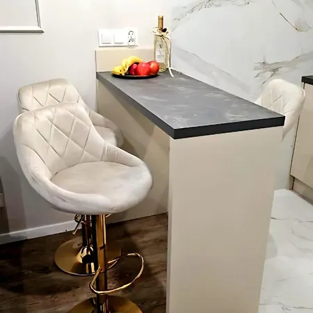 Golden Key 35m2 Aprtament Blisko Dworzec, Spodek, Mck, Self Check-in, Parking * Katowice