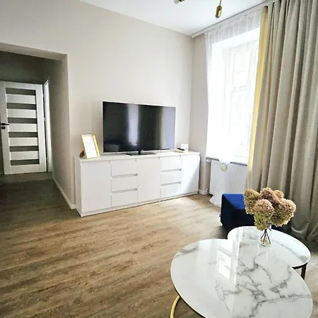Golden Key 35m2 Aprtament Blisko Dworzec, Spodek, Mck, Self Check-in, Parking Appartement