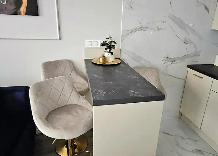 Golden Key 35m2 Aprtament Blisko Dworzec, Spodek, Mck, Self Check-in, Parking Katowice